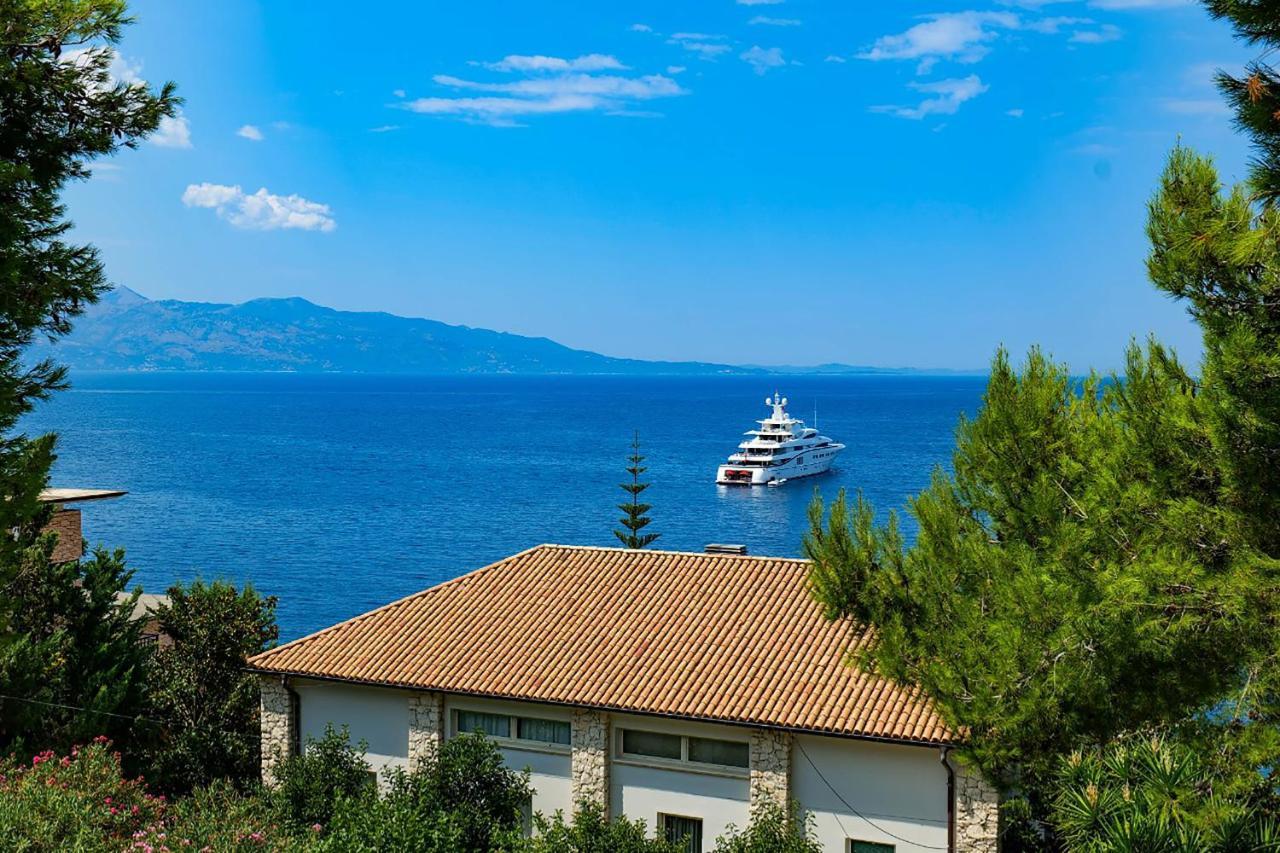 Hotel Havana Sarandë エクステリア 写真