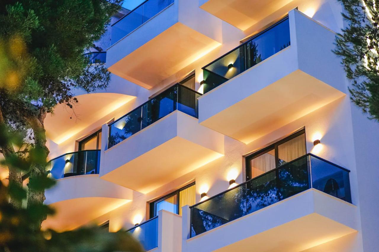 Hotel Havana Sarandë エクステリア 写真