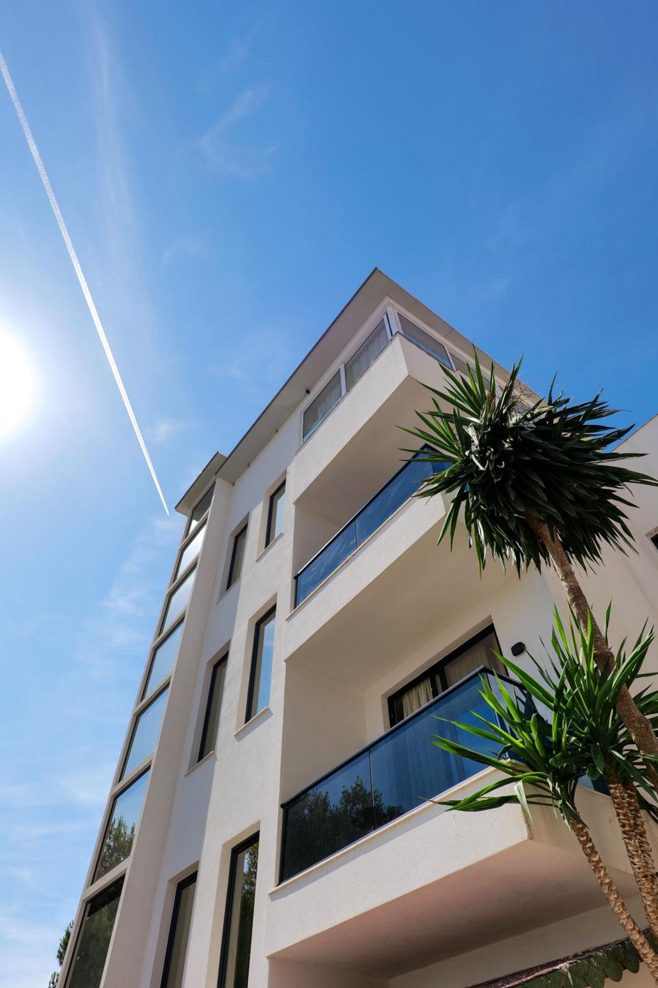 Hotel Havana Sarandë エクステリア 写真
