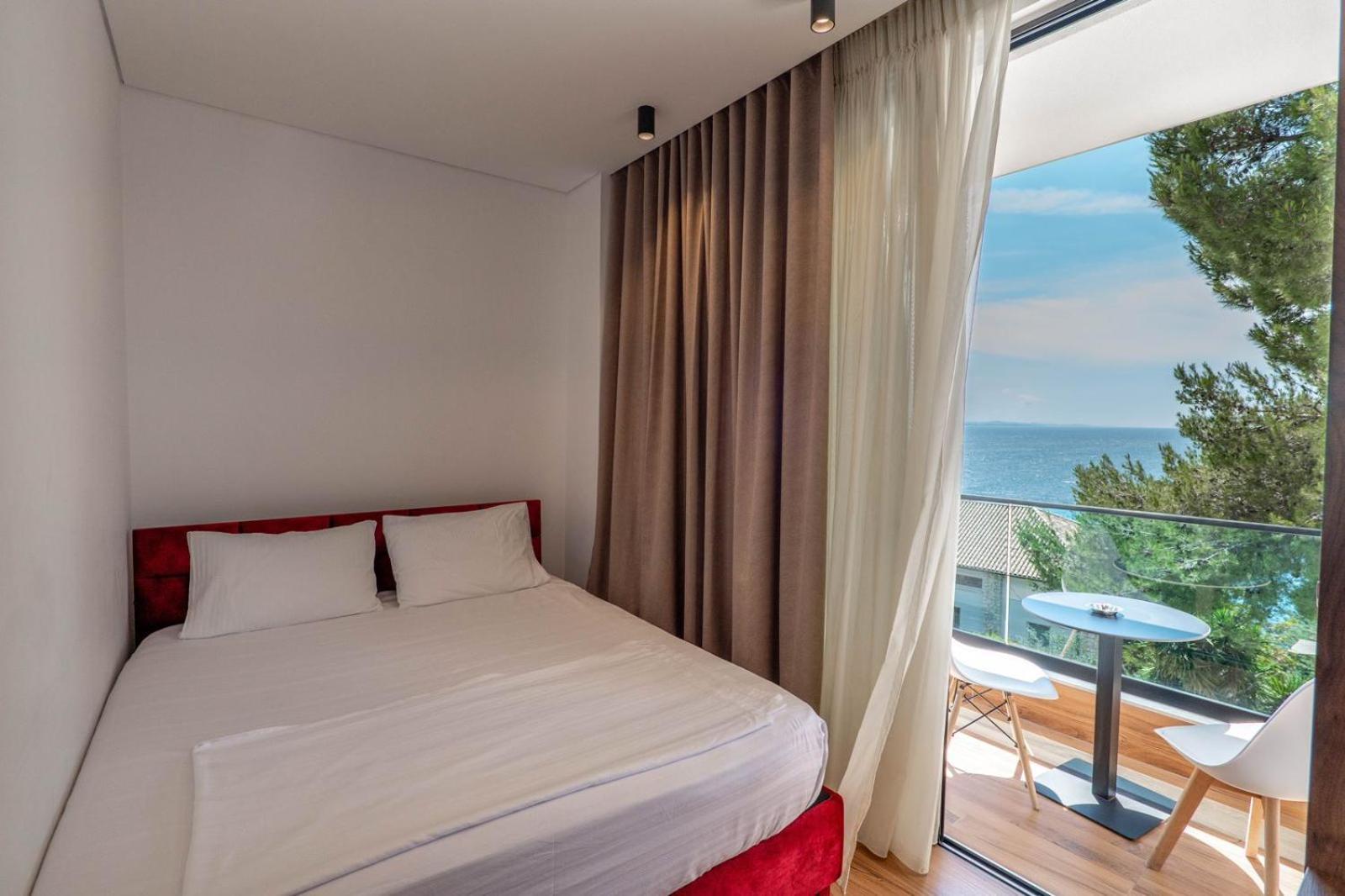 Hotel Havana Sarandë エクステリア 写真