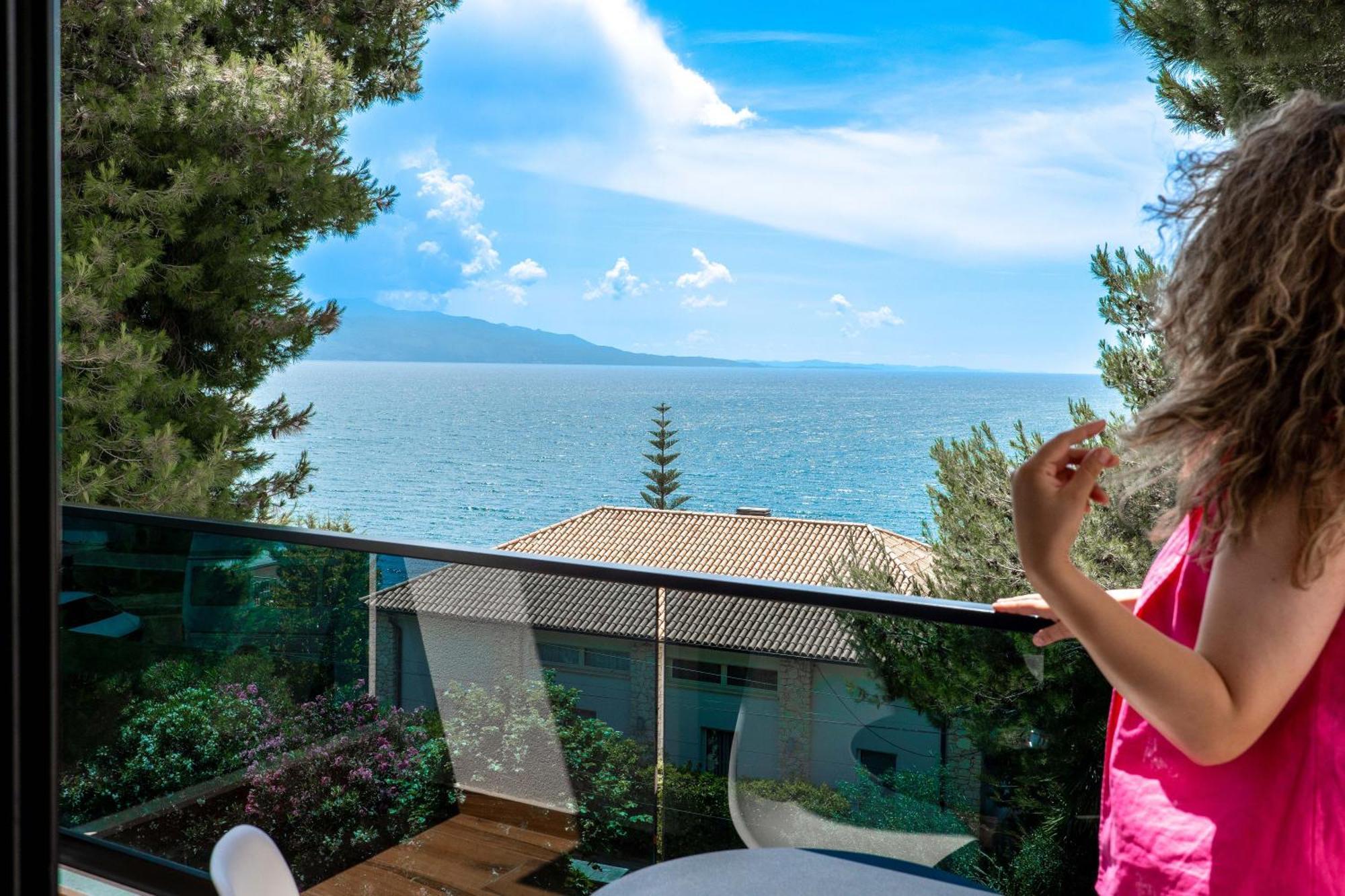 Hotel Havana Sarandë エクステリア 写真